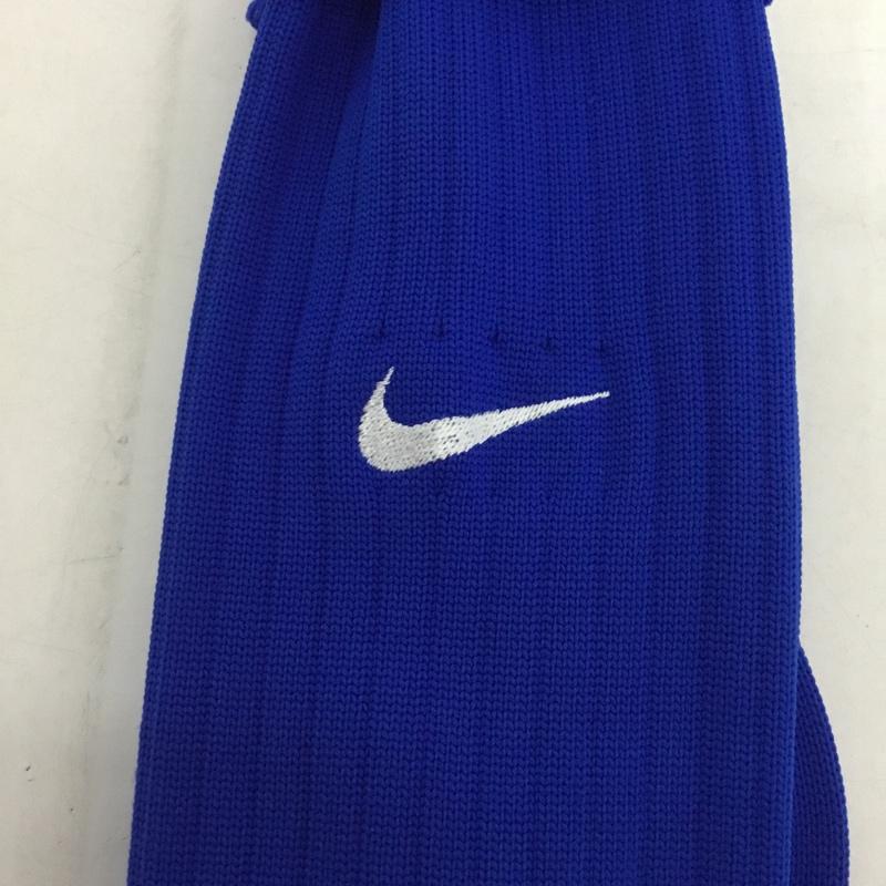 ナイキ NIKE ファッション小物 ファッション小物 SX1526 ニューベーシックサッカーソックス ロゴ、文字 青 / ブルー / X 白 / ホワイト / メンズ USED 古着 中古 10132187