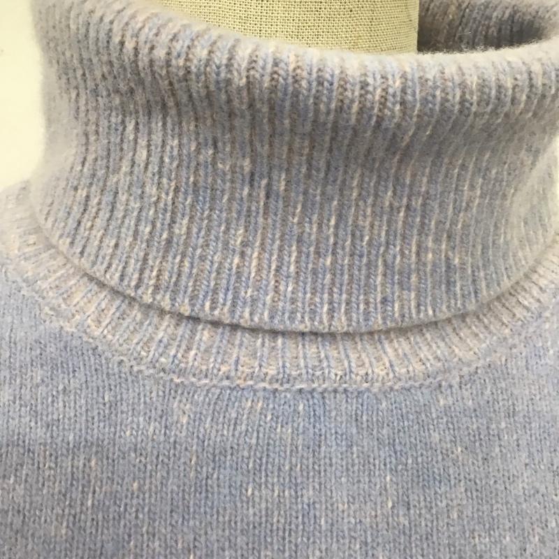 マークジェイコブス MARCJACOBS ニット、セーター 長袖 N610W01RE21 タートルネック L ワンポイント 紫 / パープル /  レディース USED 古着 中古 10112044