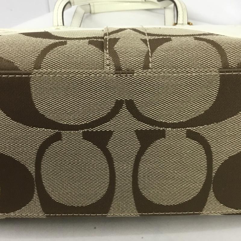 コーチ COACH トートバッグ トートバッグ 12429 シグネチャー 総柄 白 / ホワイト / X ベージュ / ベージュ / レディース USED 古着 中古 10131864