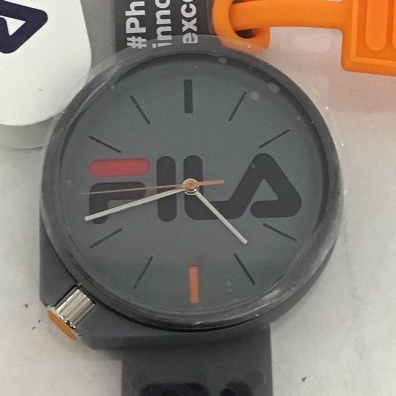 フィラ FILA 腕時計 アナログ(クォーツ式) 38-199 箱有 ロゴ、文字 灰 / グレー / メンズ USED 古着 中古 10134102