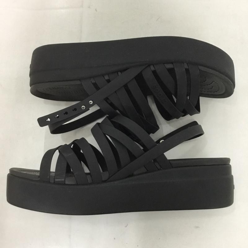 クロックス crocs サンダル サンダル 206751 ブルックリン ストラッピー ローウェッジ W10 ロゴ、文字 黒 / ブラック / レディース USED 古着 中古 10132031