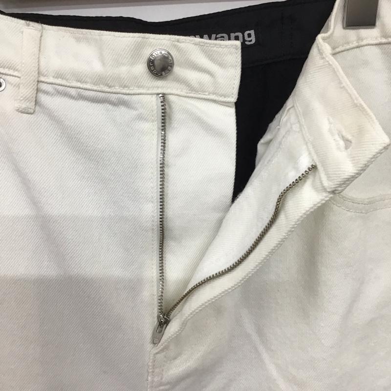 アレキサンダーワン ALEXANDER WANG パンツ ワークパンツ、ペインターパンツ hybrid cargodenim バイカラーパンツ ワイドパンツ 30インチ 無地 白 / ホワイト / X 黒 / ブラック /  メンズ USED 古着 中古 10124270