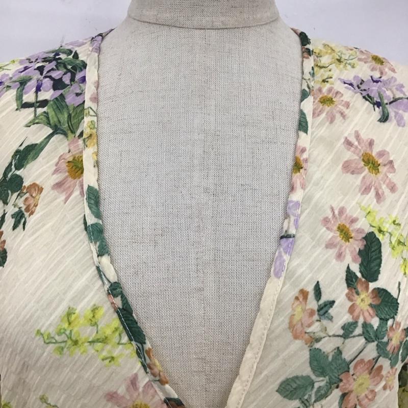 ザラ ZARA カットソー 長袖 Vネック M 花柄 マルチカラー / マルチカラー /  レディース USED 古着 中古 10113065