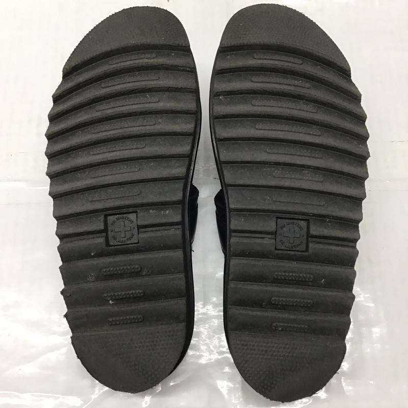 ドクターマーチン Dr.Martens サンダル サンダル MYLES シャークソール UK8 US:9 無地 黒 / ブラック / メンズ USED 古着 中古 10110936