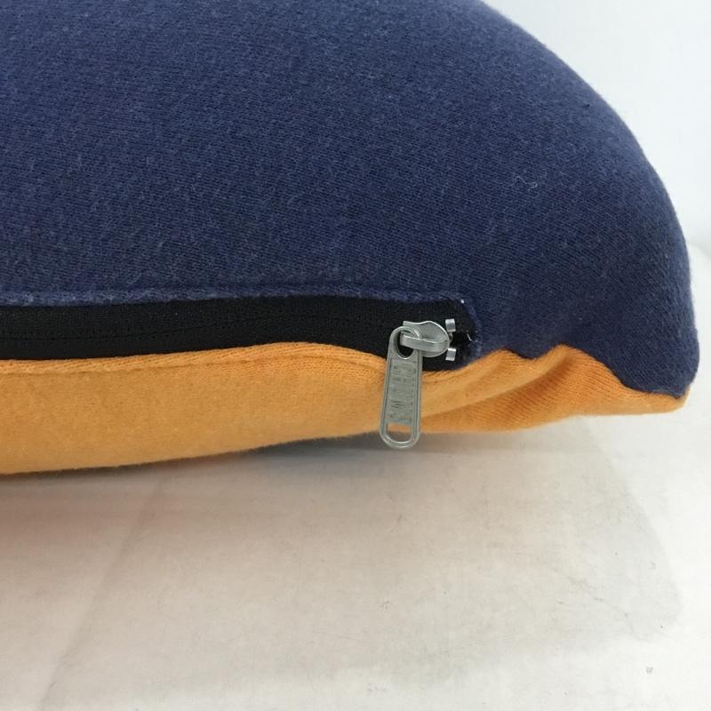 チャムス CHUMS ファッション小物 ファッション小物 クッション ロゴ、文字 橙 / オレンジ / X 紺 / ネイビー / メンズ USED 古着 中古 10134769