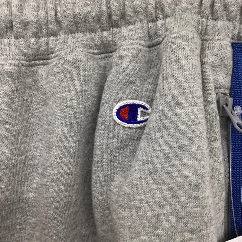 チャンピオン Champion パンツ ワークパンツ、ペインターパンツ c3-y203 スウェットパンツ ワイドパンツ XL ロゴ、文字 灰 / グレー /  メンズ USED 古着 中古 10126186