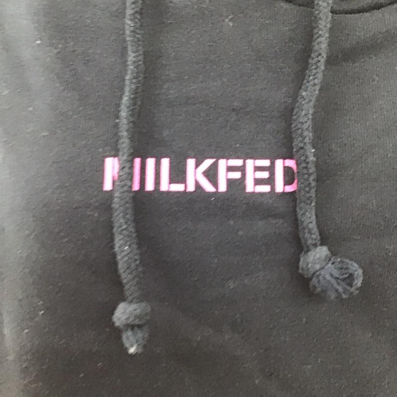ミルクフェド MILKFED. パーカー 長袖 長袖パーカー フード付きパーカー プリントスウェット トレーナー プリント 紺 / ネイビー / レディース USED 古着 中古 10123845