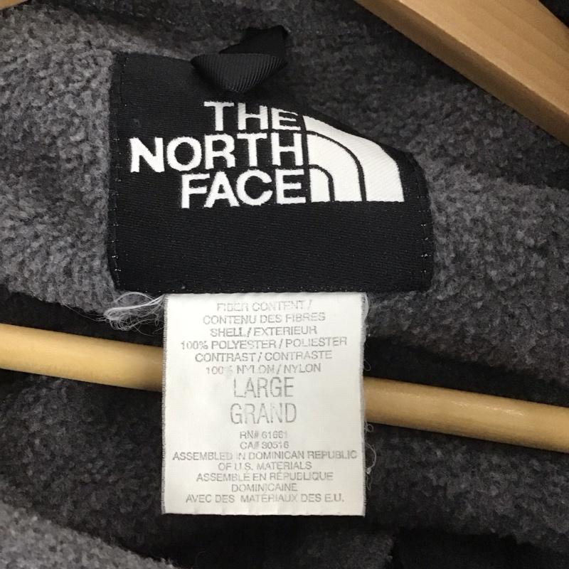 ザノースフェイス THE NORTH FACE ジャケット、上着 ジャケット、ブレザー ジップアップジャケット フリースジャケット アウター L ロゴ、文字 灰 / グレー / メンズ USED 古着 中古 10128696