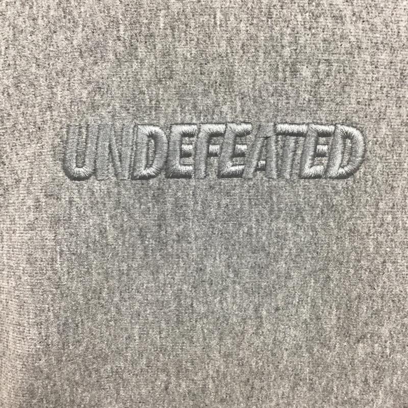 アンディフィーテッド UNDEFEATED トレーナー 長袖 長袖スウェット クルーネックトレーナー リブスウェット XXL ロゴ、文字 灰 / グレー / メンズ USED 古着 中古 10105591