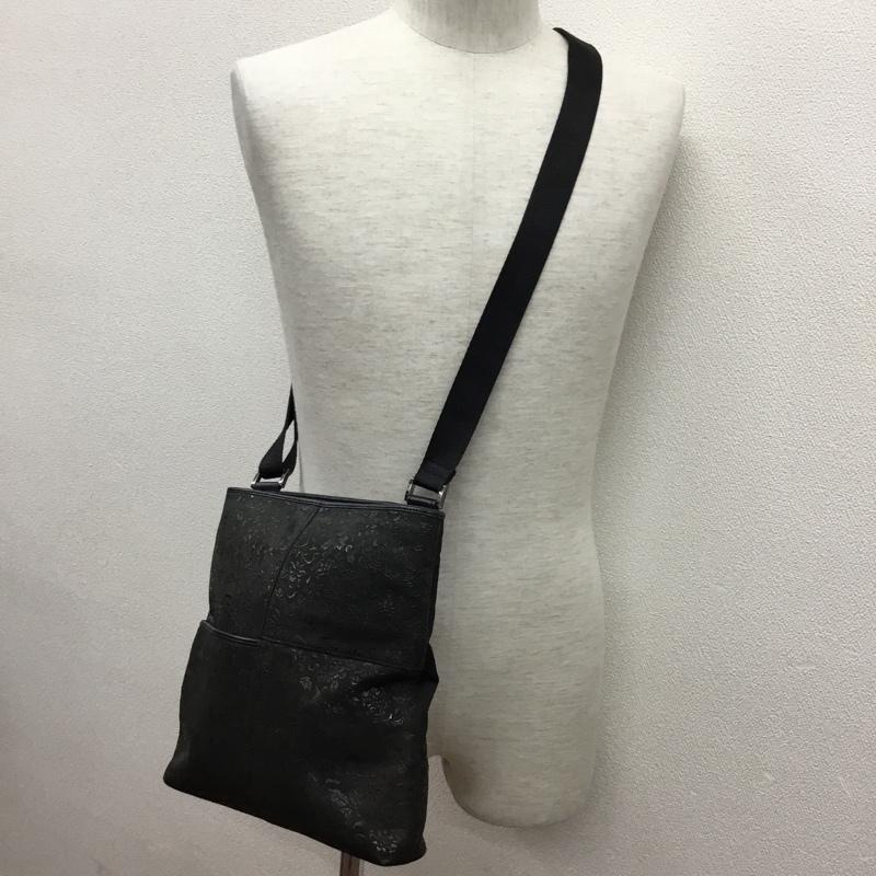 インデンヤ 印傳屋 INDEN-YA ショルダーバッグ ショルダーバッグ 総柄 黒 / ブラック / メンズ USED 古着 中古 10113762