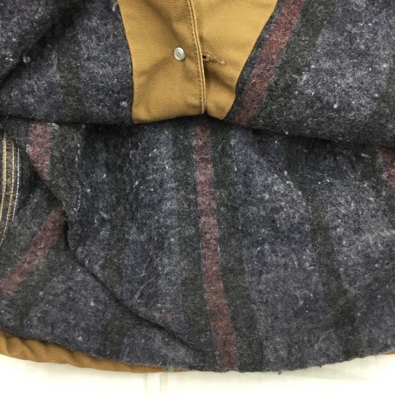 カーハート Carhartt ジャケット、上着 ジャケット、ブレザー ロゴ、文字 茶 / ブラウン / メンズ USED 古着 中古 10137459