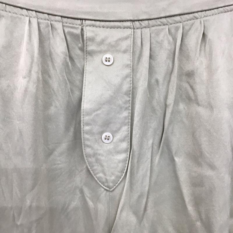 ザラ ZARA パンツ スラックス XS 無地 カーキ / カーキ / レディース USED 古着 中古 10129527