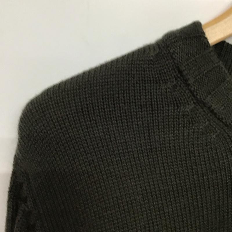 ヒューゴボス HUGO BOSS ニット、セーター 長袖 長袖ニットカットソー クルーネック セーター 無地 カーキ / カーキ / メンズ USED 古着 中古 10137482