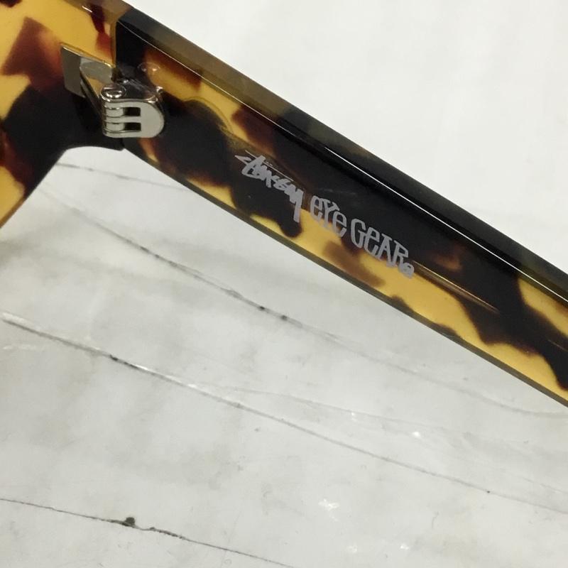 ステューシー STUSSY めがね・サングラス サングラス LANDON ケース付き ワンポイント 茶 / ブラウン / メンズ USED 古着 中古 10105468