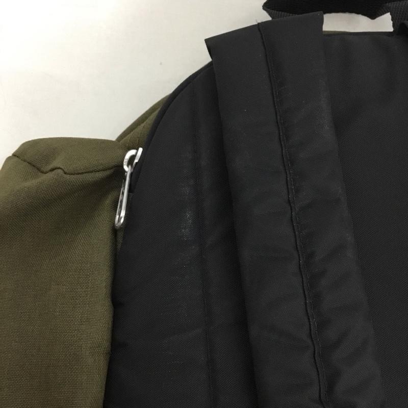 ジャンスポーツ JANSPORT リュックサック、デイパック リュックサック、デイバッグ FIELD PACK DEMOGORGON HUNTER ストレンジャーシングス ロゴ、文字 黒 / ブラック / X カーキ / カーキ / メンズ USED 古着 中古 10138498