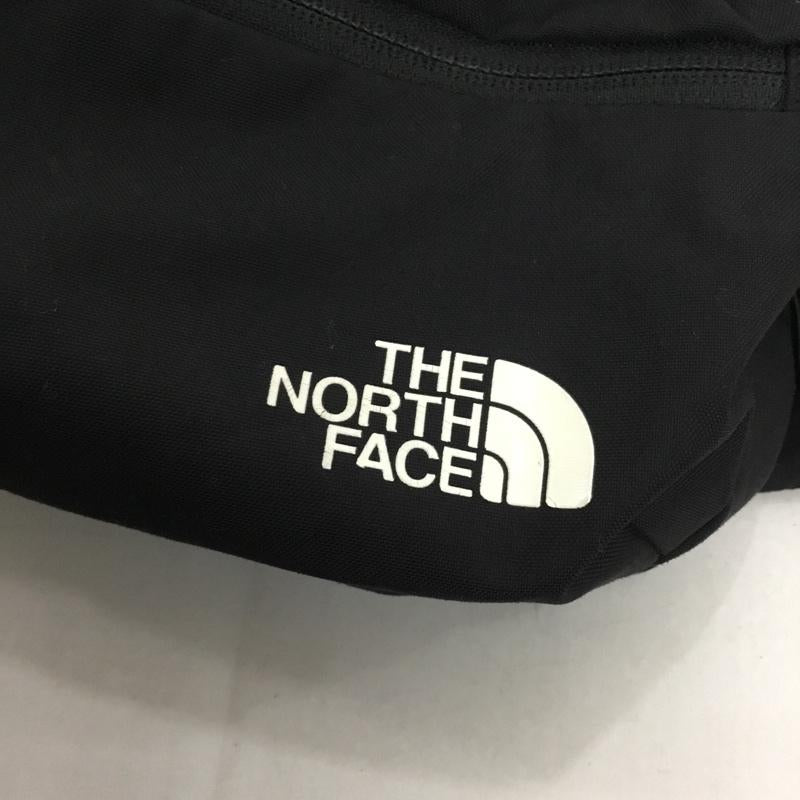 ザノースフェイス THE NORTH FACE ウエストバッグ ウエストバッグ NM71700 スクエア ボディバッグ ロゴ、文字 黒 / ブラック / メンズ USED 古着 中古 10130787