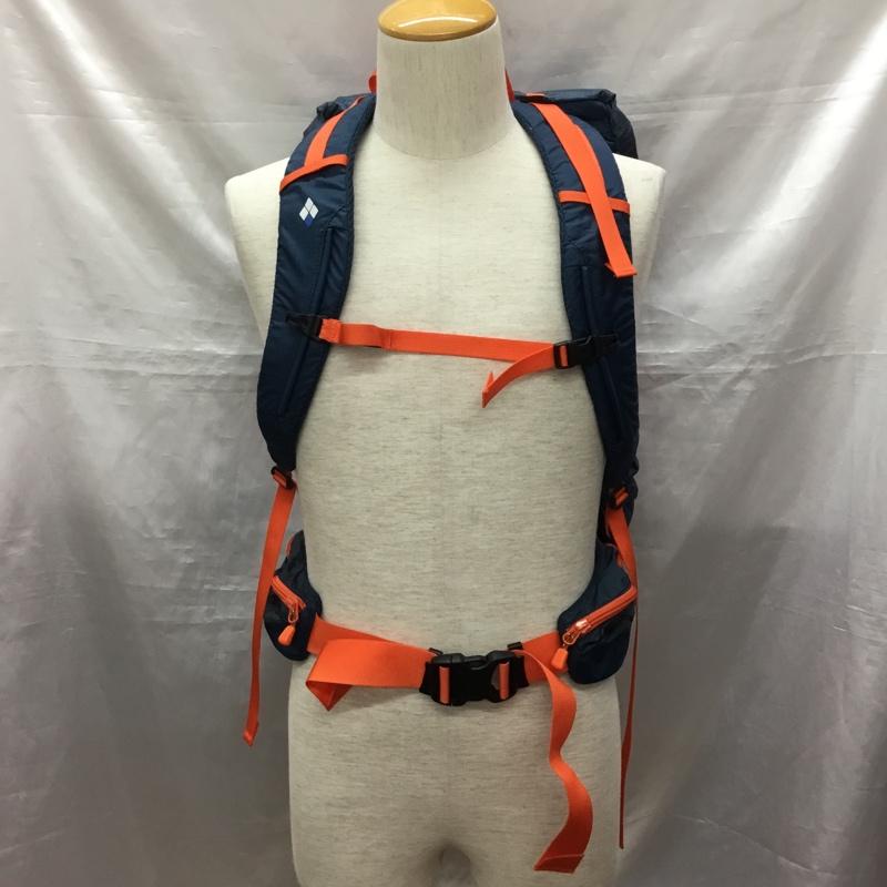 モンベル mont-bell リュックサック、デイパック リュックサック、デイバッグ 359910 バックパック 登山 アウトドア VERSALITE PACK30 ロゴ、文字 紺 / ネイビー / X 橙 / オレンジ / メンズ USED 古着 中古 10120912