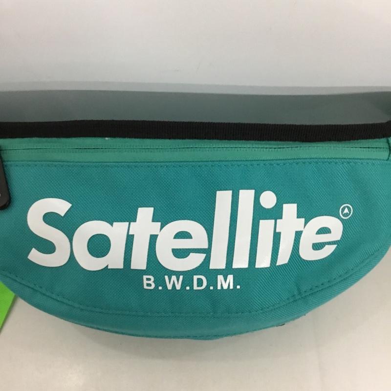 サテライト Satellite ウエストバッグ ウエストバッグ PUSH ボディーバッグ ロゴ、文字 緑 / グリーン / メンズ USED 古着 中古 10128063