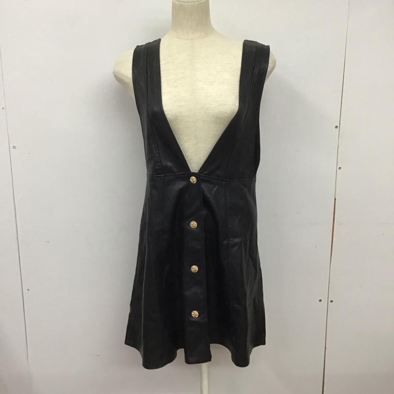 ザラ ZARA ベスト ベスト ベスト ノースリーブカットソー 前ボタン フェイクレザー XS 無地 黒 / ブラック / レディース USED 古着 中古 10127595