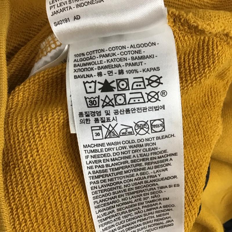 リーバイス Levi s パーカー 長袖 長袖パーカー プルオーバーパーカー スウェット M ロゴ、文字 黄 / イエロー / メンズ USED 古着 中古 10130752