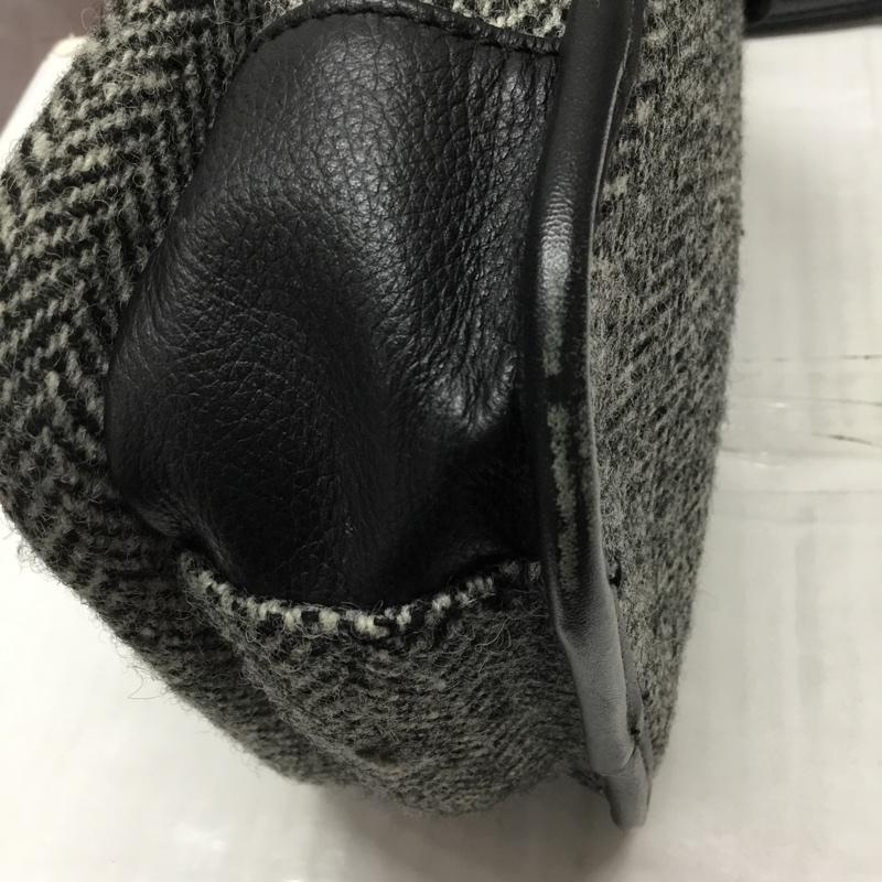 ハリスツイード HARRIS TWEED ショルダーバッグ ショルダーバッグ BRITISH GREEN ミニショルダーバッグ ロゴ、文字 黒 / ブラック / メンズ USED 古着 中古 10113721