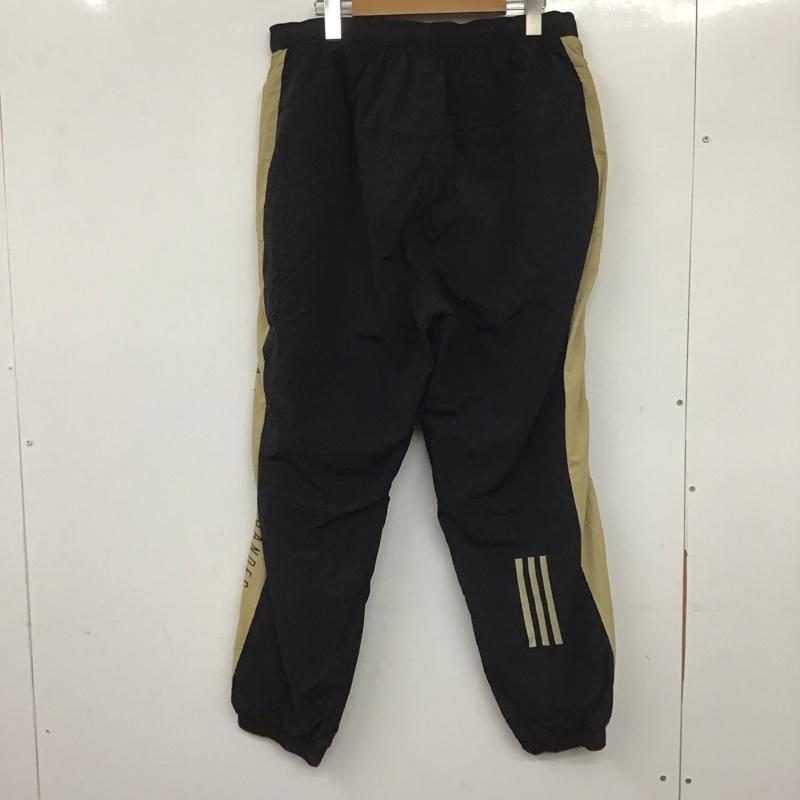 アディダス adidas ボトムス ボトムス HM2692 ウーブンパンツ ウインドロングパンツ ナイロンパンツ 2XL ロゴ、文字 黒 / ブラック / X ベージュ / ベージュ / メンズ USED 古着 中古 10139500