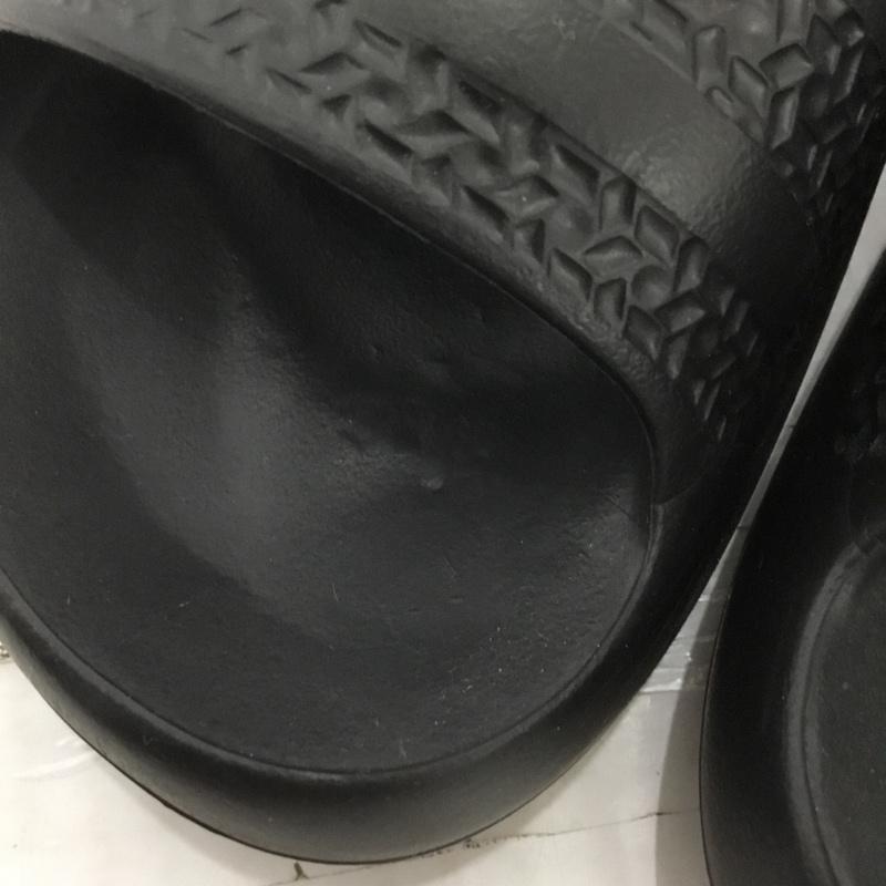 アディダス adidas サンダル サンダル シャワーサンダル ロゴ、文字 黒 / ブラック / メンズ USED 古着 中古 10123463