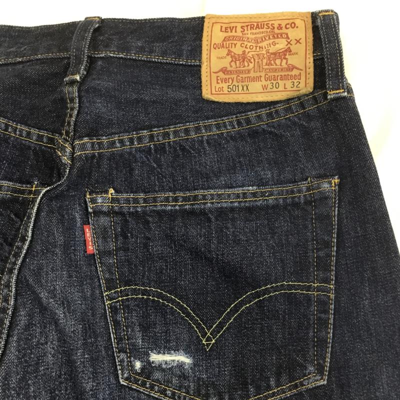 リーバイス Levi s パンツ デニム、ジーンズ ボタン裏6 30インチ 無地 インディゴ / インディゴ / メンズ USED 古着 中古 10134251