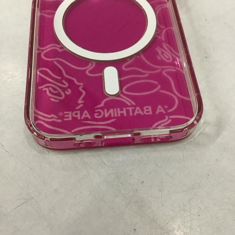 アベイシングエイプ A BATHING APE ファッション小物 ファッション小物 iphone 15Pro ケース NEON CAMO ロゴ、文字 桃 / ピンク / メンズ USED 古着 中古 10132449
