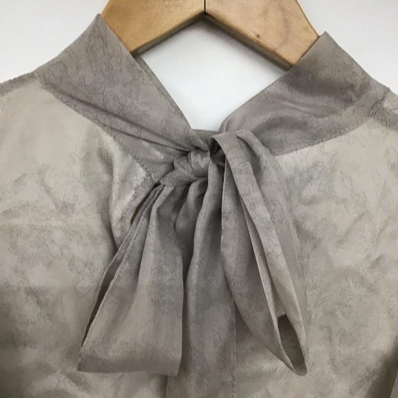 イング INGNI シャツ、ブラウス 長袖 M 総柄 灰 / グレー / レディース USED 古着 中古 10130199