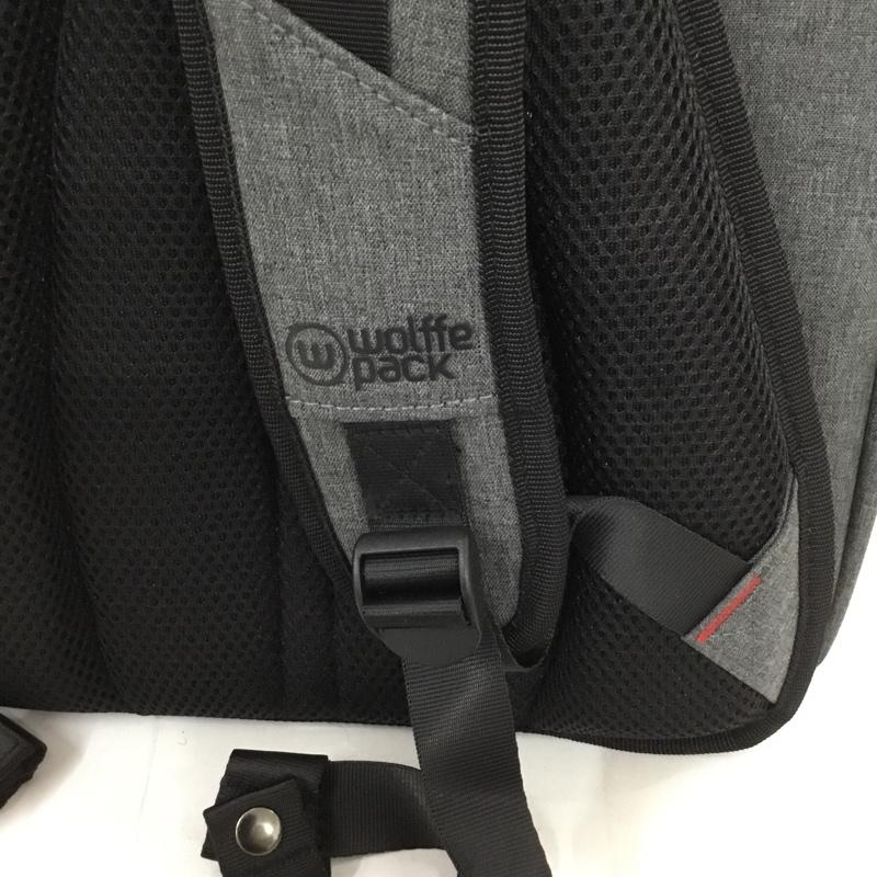 古着 USED リュックサック、デイパック リュックサック、デイバッグ CAPGY1 Wolffe Pack カメラリュック カメラバッグ タグ付き ロゴ、文字 灰 / グレー / メンズ USED 古着 中古 10128425