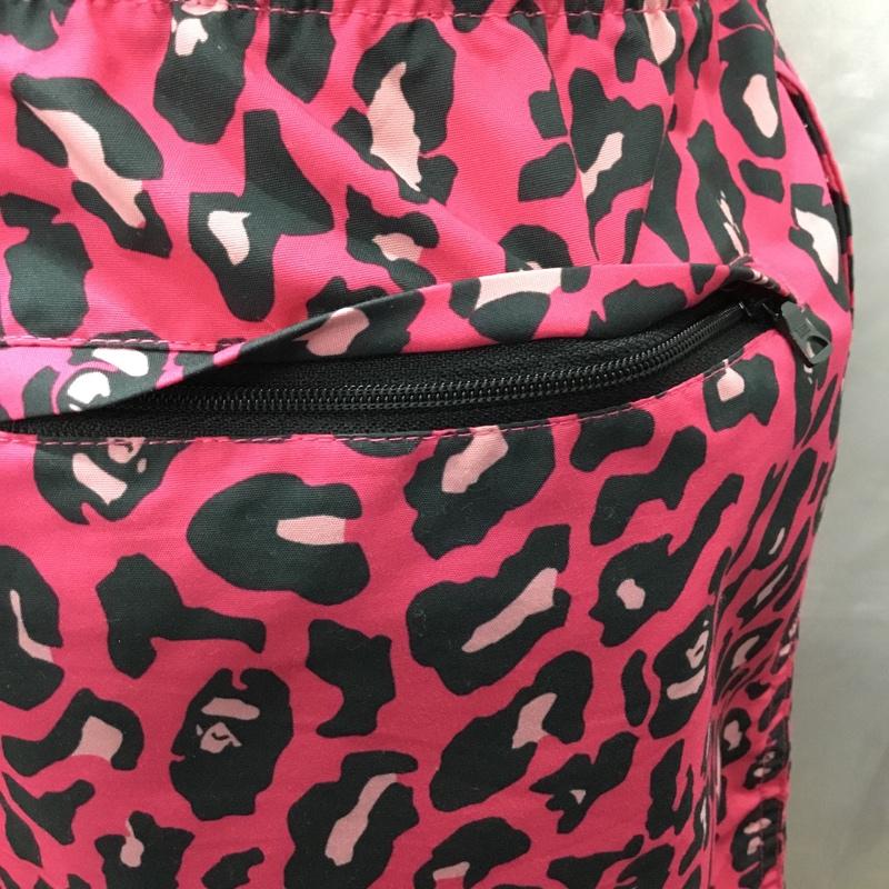 アベイシングエイプ A BATHING APE パンツ ショートパンツ ショートパンツ ハーフパンツ カジュアルパンツ XL 総柄 マゼンタ / マゼンタ /  メンズ USED 古着 中古 10121697