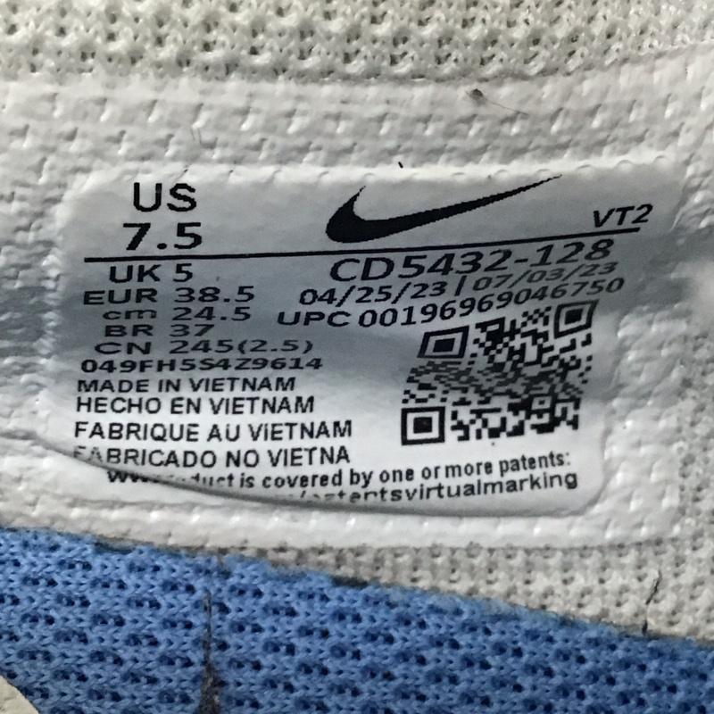 ナイキ NIKE スニーカー スニーカー CD5432-128 W AIRMAX EXCEE 24.5cm 24.5cm ロゴ、文字 白 / ホワイト / X 水色 / ライトブルー / レディース USED 古着 中古 10115655
