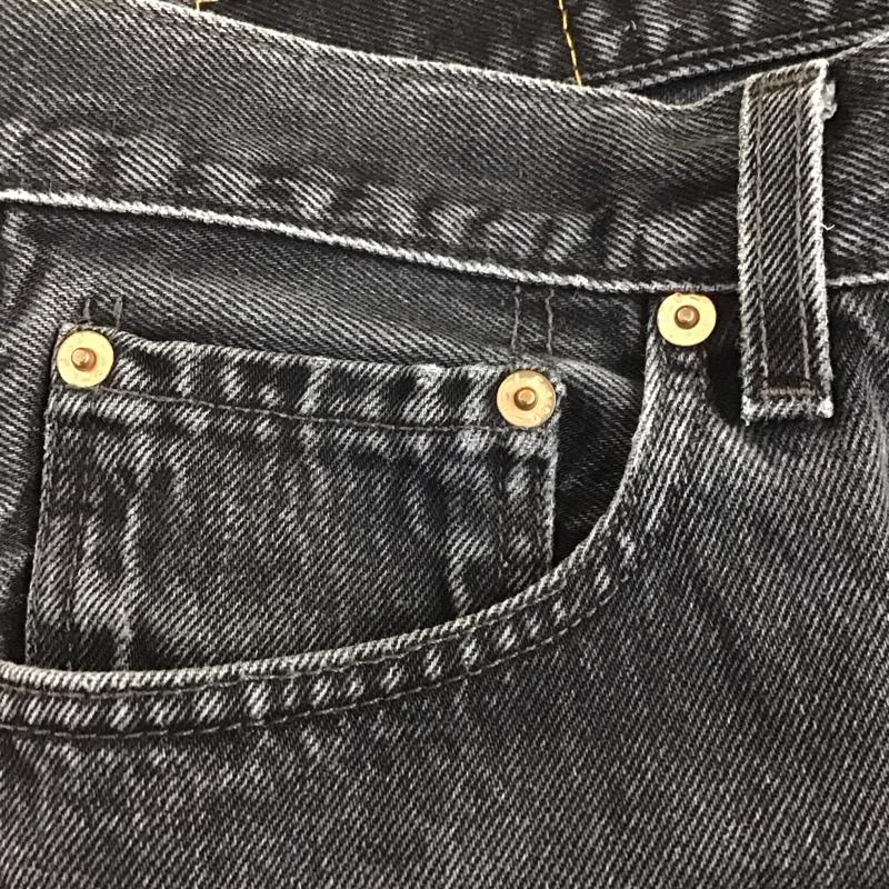 リーバイス Levi s パンツ デニム、ジーンズ 90s 501 33インチ 無地 黒 / ブラック /  メンズ USED 古着 中古 10121904