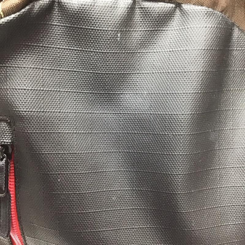 ニクソン NIXON リュックサック、デイパック リュックサック、デイバッグ Arch Backpack 迷彩 ワンポイント マルチカラー / マルチカラー / メンズ USED 古着 中古 10116054
