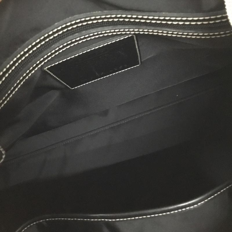 コーチ COACH ボストンバッグ ボストンバッグ 4253 シグネチャー 総柄 黒 / ブラック / レディース USED 古着 中古 10134826