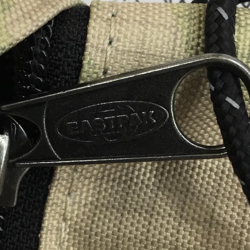 イーストパック EASTPAK ショルダーバッグ ショルダーバッグ EK0A5BCU UNDERCOVER 23SS UC Crossbody クロスボディバッグ カモフラージュ柄・迷彩 緑 / グリーン / メンズ USED 古着 中古 10134725
