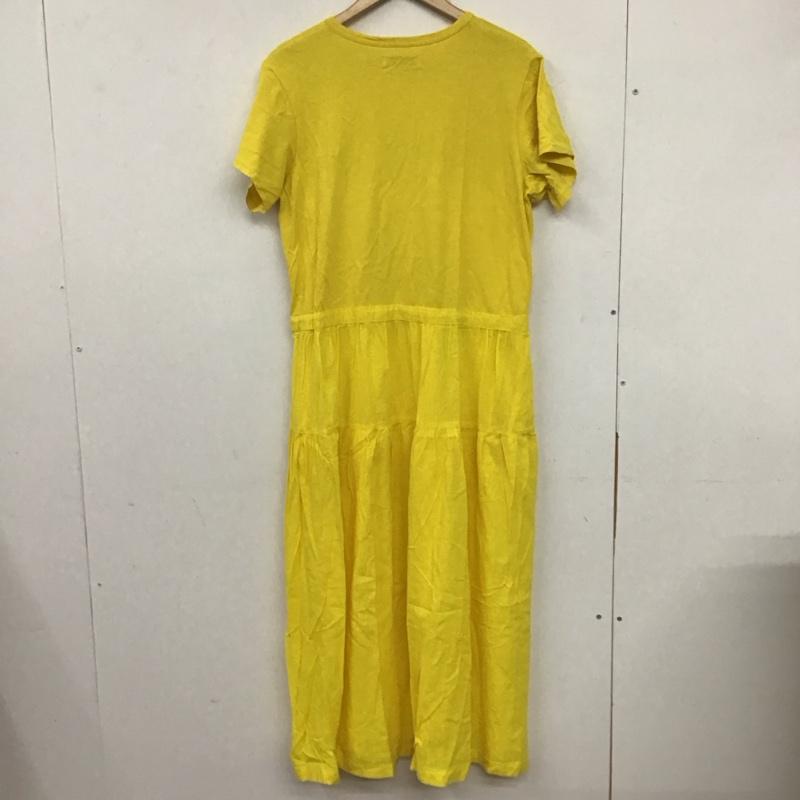 ロデオクラウンズ Rodeo Crowns ワンピース ロングスカート 420DSH33-1280 ティアードTシャツワンピース 半袖ロングワンピース FREE ロゴ、文字 黄 / イエロー / レディース USED 古着 中古 10136040
