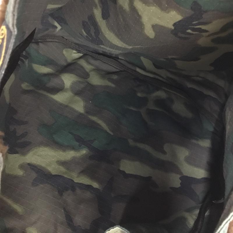 テンダーロイン TENDERLOIN ショルダーバッグ ショルダーバッグ PILE BAG ボア 迷彩 カモ柄 日本製 ロゴ、文字 マルチカラー / マルチカラー / メンズ USED 古着 中古 10129957