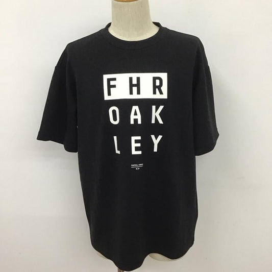 オークリー OAKLEY Tシャツ 半袖 foa405184 EnhanceQdflSSTeeFhrEvo1.0 半袖カットソー プリントTシャツ L ロゴ、文字 黒 / ブラック /  メンズ USED 古着 中古 10111485
