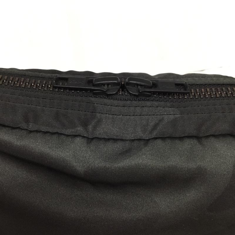 ポーター PORTER ポーチ ポーチ タンカー カモフラージュ柄・迷彩 カーキ / カーキ / メンズ USED 古着 中古 10117138