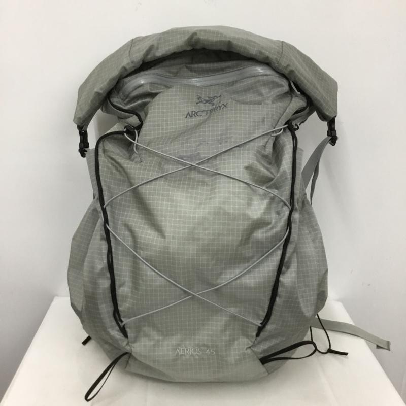 アークテリクス ARC TERYX リュックサック、デイパック リュックサック、デイバッグ AERIOS 45 アウトドア バックパック ロゴ、文字 灰 / グレー / メンズ USED 古着 中古 10136398