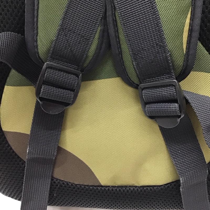 ニクソン NIXON リュックサック、デイパック リュックサック、デイバッグ Arch Backpack 迷彩 ワンポイント マルチカラー / マルチカラー / メンズ USED 古着 中古 10116054