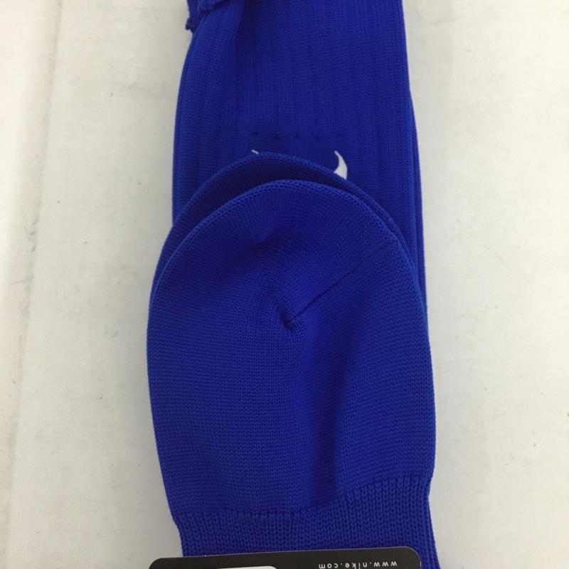 ナイキ NIKE ファッション小物 ファッション小物 SX1526 ニューベーシックサッカーソックス ロゴ、文字 青 / ブルー / X 白 / ホワイト / メンズ USED 古着 中古 10132187
