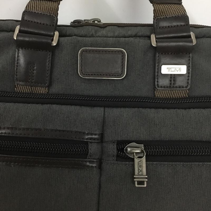 トゥミ TUMI ブリーフケース、書類かばん ブリーフケース、書類かばん ALPHA BRAVO ショルダーバッグ ロゴ、文字 灰 / グレー / メンズ USED 古着 中古 10136915