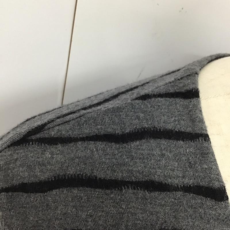 バーバリーブラックレーベル BURBERRY BLACK LABEL ニット、セーター 長袖 長袖ニットカットソー ニット セーター Vネックニット 3 ボーダー柄 灰 / グレー / メンズ USED 古着 中古 10120368