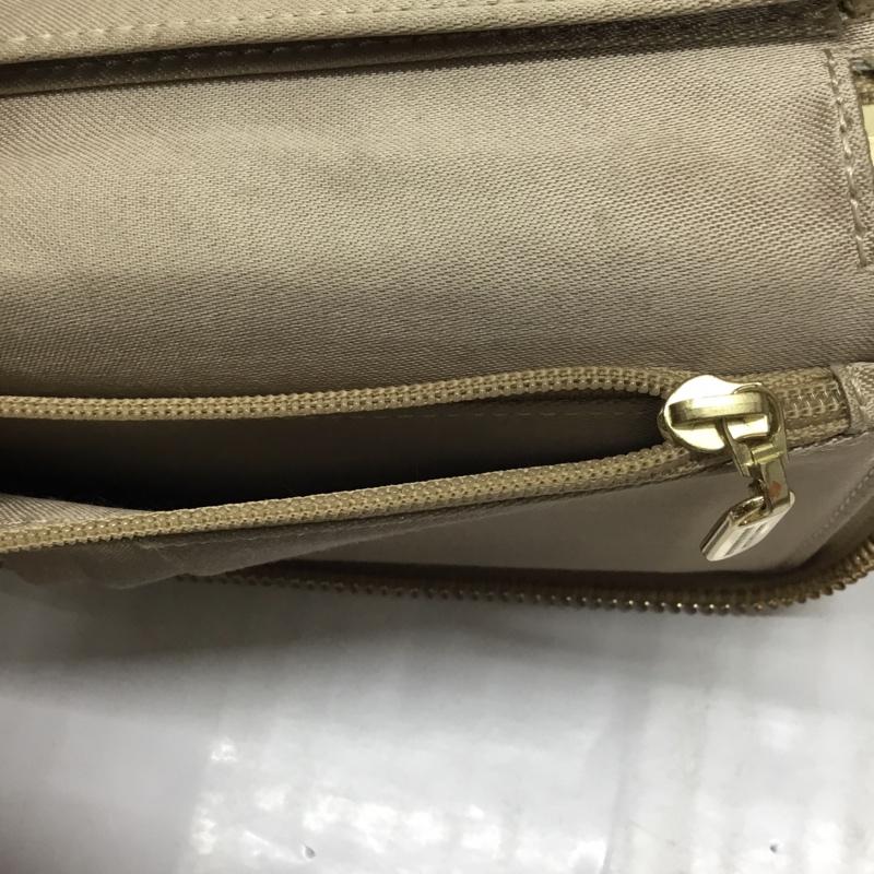 バーバリーブルーレーベル BURBERRY BLUE LABEL ファッション小物 ファッション小物 ラウンドファスナー 小物入れ カード入れ ロゴ、文字 マスタード / マスタード / レディース USED 古着 中古 10117648