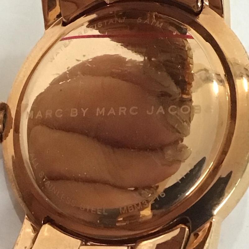 マークバイマークジェイコブス MARC by MARC JACOBS 腕時計 アナログ(クォーツ式) MBM3216 エイミー ロゴ、文字 金 / ゴールド / レディース USED 古着 中古 10134060