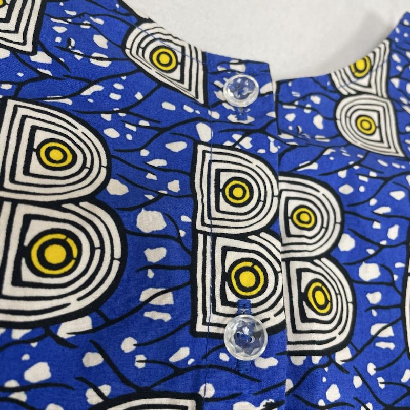 ビームスボーイ BEAMS BOY タンクトップ タンクトップ バティック柄 ノースリーブ シャツ カットソー ガラスボタン 総柄 プリント 総柄 X プリント 青 / ブルー / blue レディース USED 古着 中古 50120833