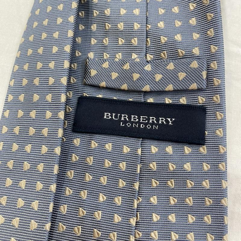 バーバリーズ BURBERRYS ネクタイ ネクタイ 総柄刺繍ネクタイ ライトブルー シルク100% 総柄 X 刺繍 水色 / ライトブルー / メンズ USED 古着 中古 50131030